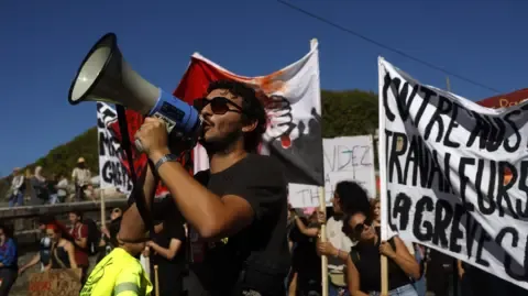 France-Wide Protests Begin In Response to Fiscal Cuts