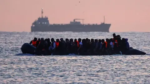 Initial Migrant Returned to France Under Fresh ‘One In, One Out’ Deal